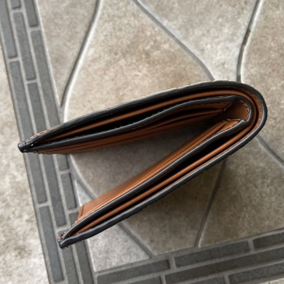 Michael Kors Cooper Billfold Men's Wallet - Picture 3 of 12